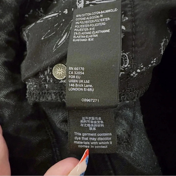 Free People Curvy High Waist Jean Shorts Black Raw Hem - Picture 9 of 10